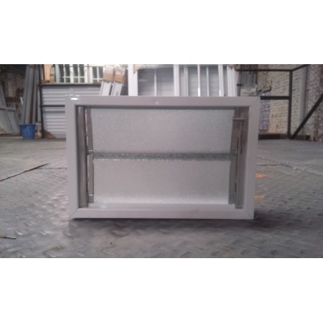 AIREADOR DE ALUMINIO CON VIDRIO REJA Y MOSQUITERO 040X026