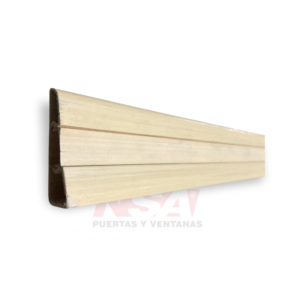 Zocalo de piso color con pasacable color Pino.