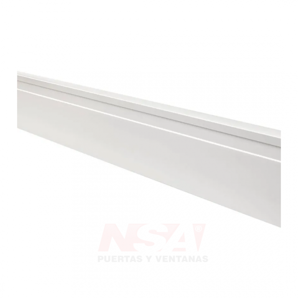 Zocalo de PVC para piso color con pasacable color Marrón. Medidas 10 cm X 2,40 mts.