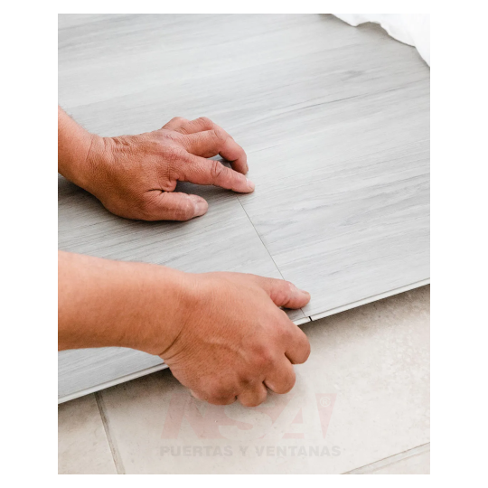 Piso vinilico spc Color Gris.