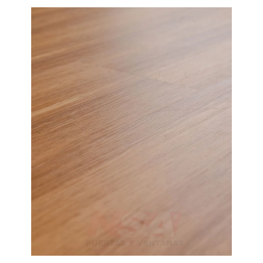 Piso vinilico spc. Color Teca.