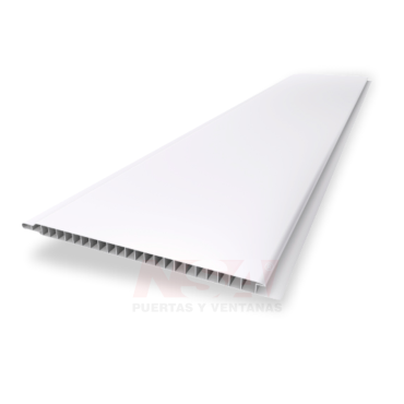 Placa de PVC lisa reforzada color blanca de 10 mm espesor.