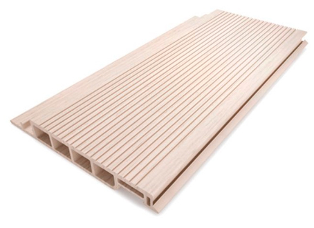 Deck de PVC